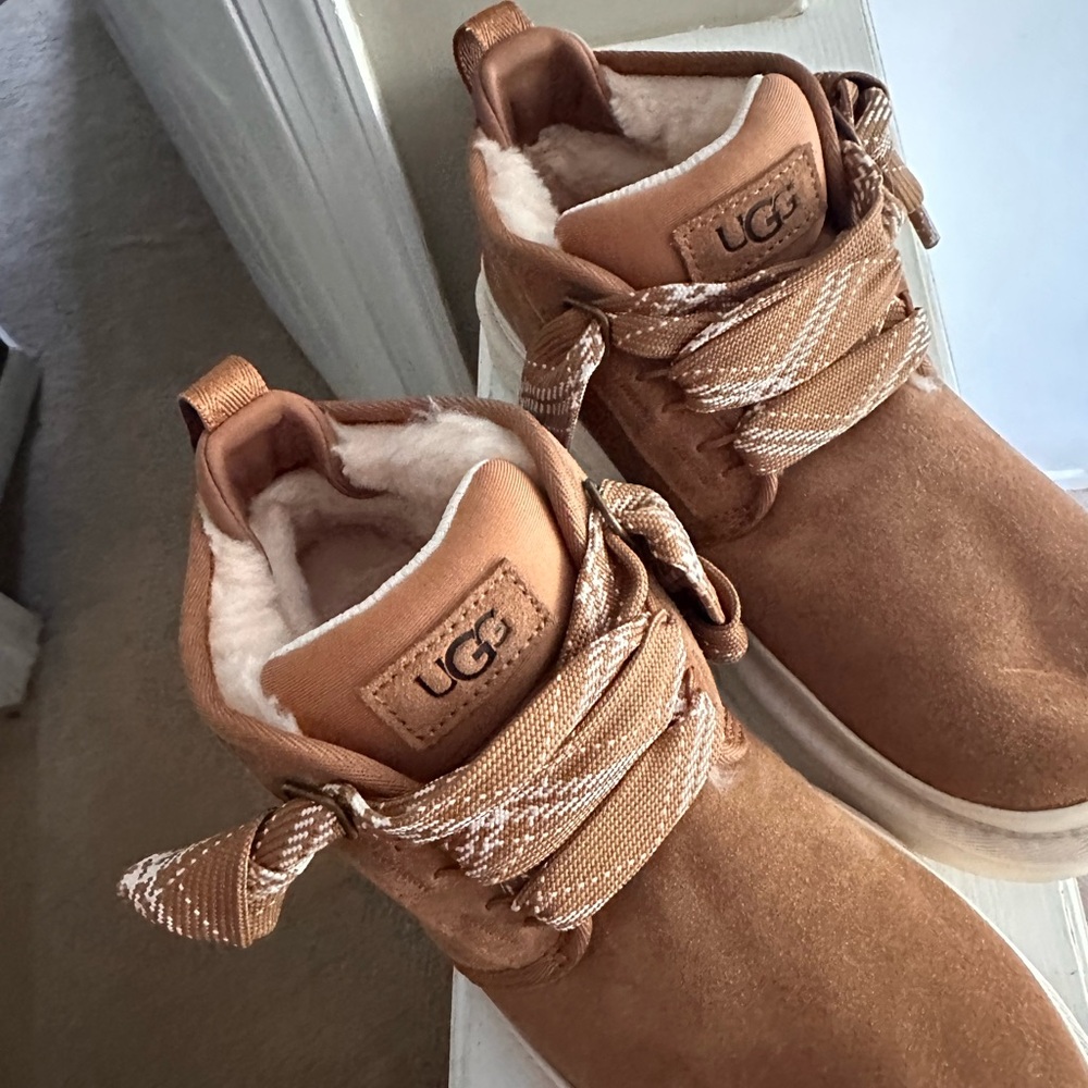 UGG men’s lace up boots